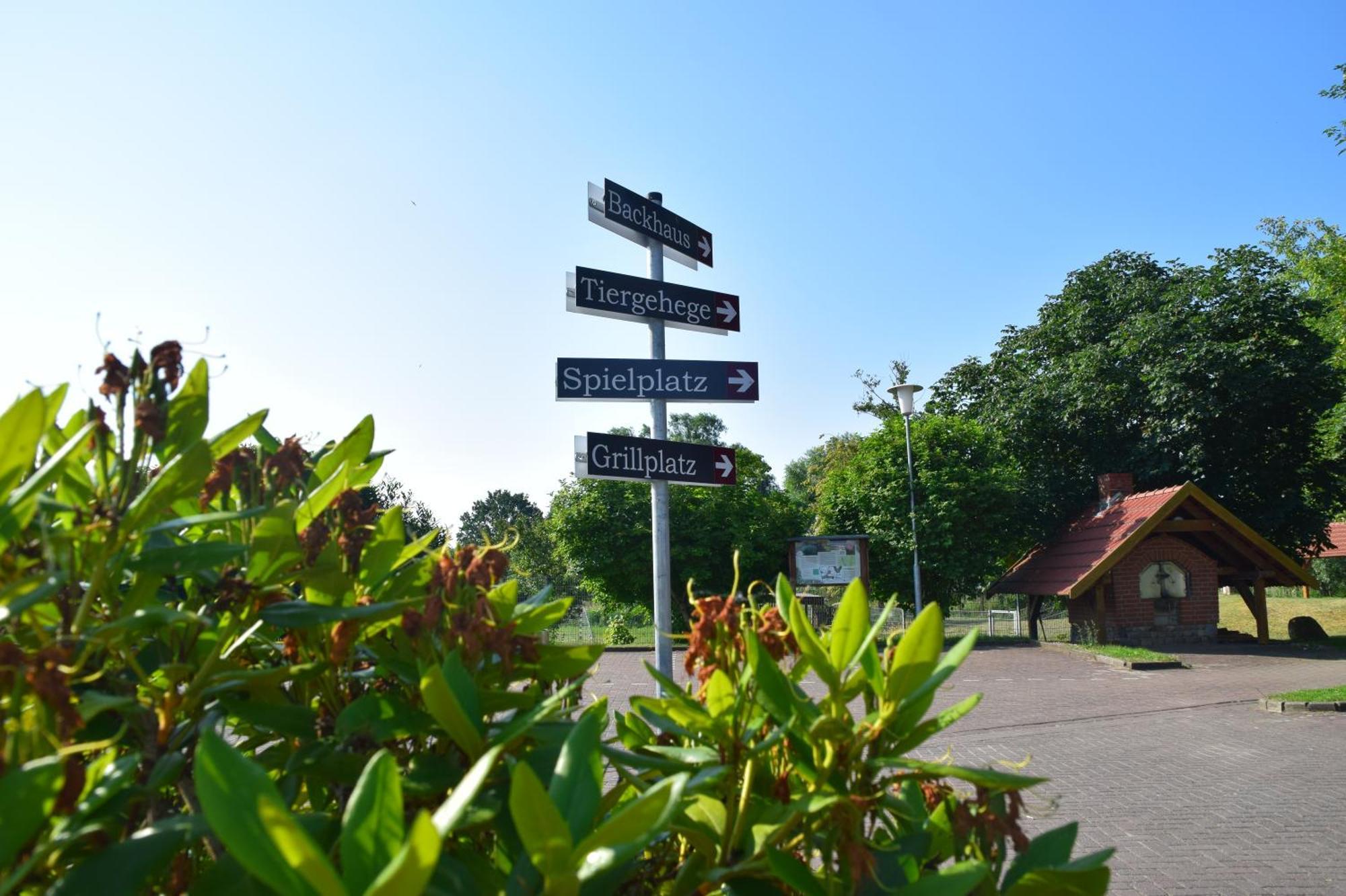 Land-Gut-Hotel Seeblick Klietz Dış mekan fotoğraf